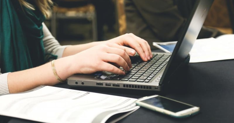 Blog business : faire de la veille un outil de décision